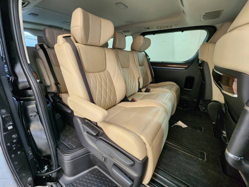 MAJESTY 2.8 Grande A/T