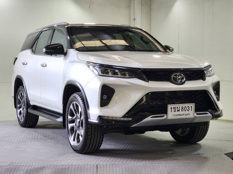 FORTUNER 2.8 Legender A/T
