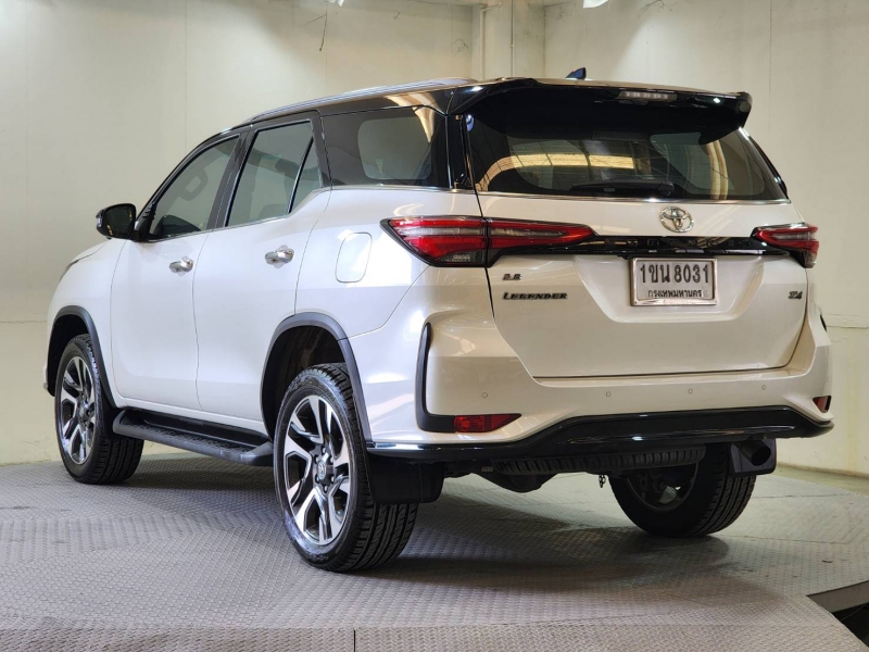 FORTUNER 2.8 Legender A/T