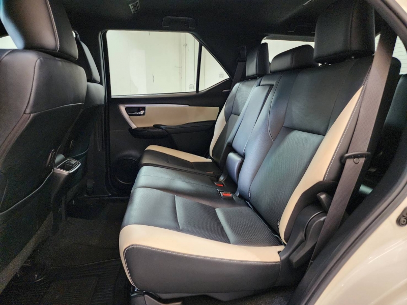 FORTUNER 2.8 Legender A/T