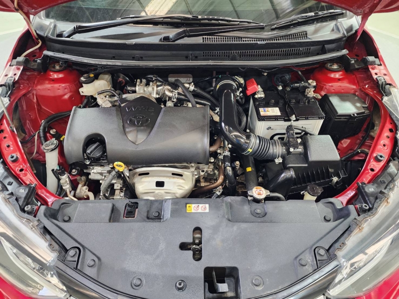 YARIS NEW 1.2 SPORT PREMIUM A/T (BLACK-ROOF)