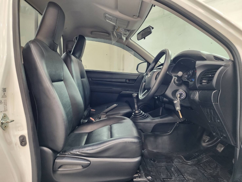 REVO SINGLE CAB 2.4 ENTRY M/T (เสริมแหนบ+ล้อผ่า)