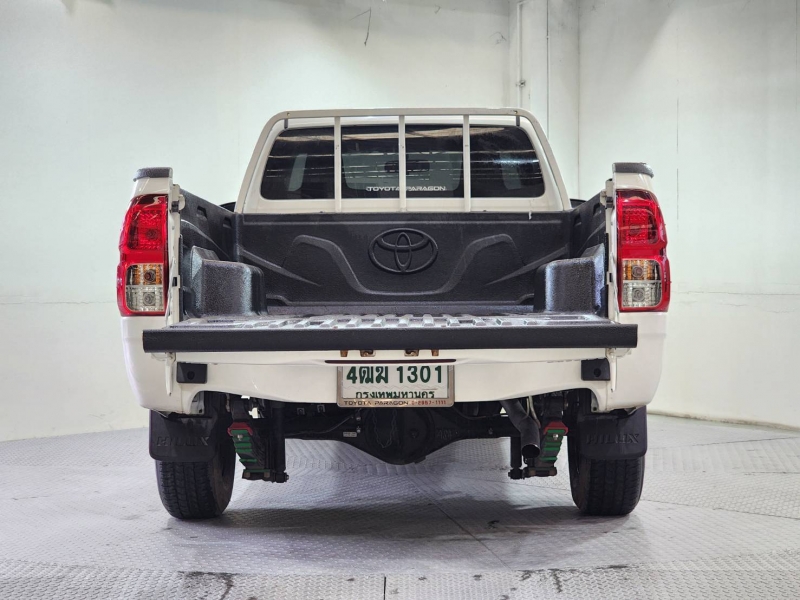 REVO SINGLE CAB 2.4 ENTRY M/T (เสริมแหนบ+ล้อผ่า)