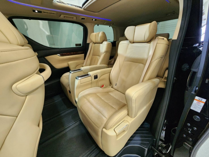 ALPHARD 2.5 HV A/T
