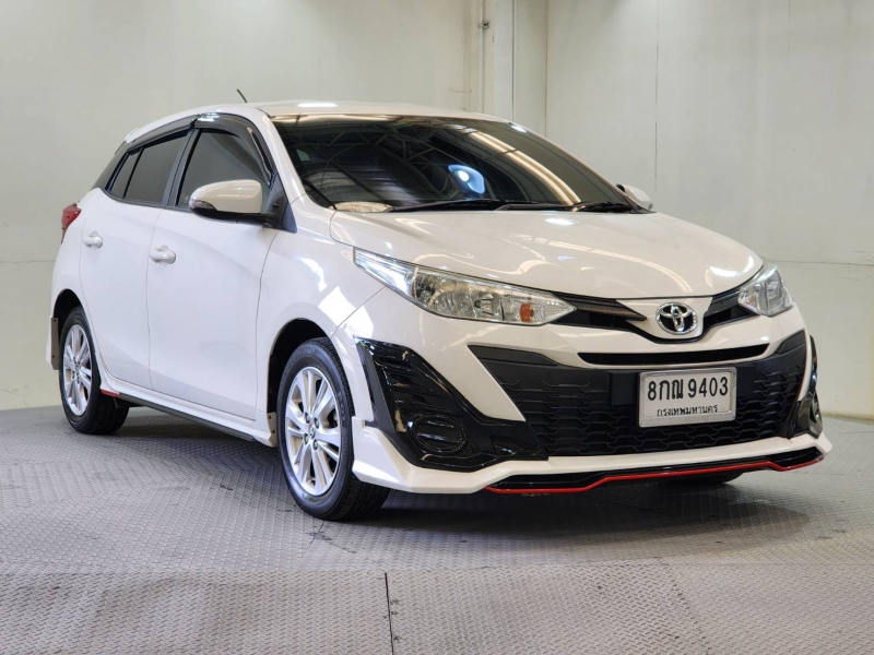 YARIS NEW 1.2 E A/T
