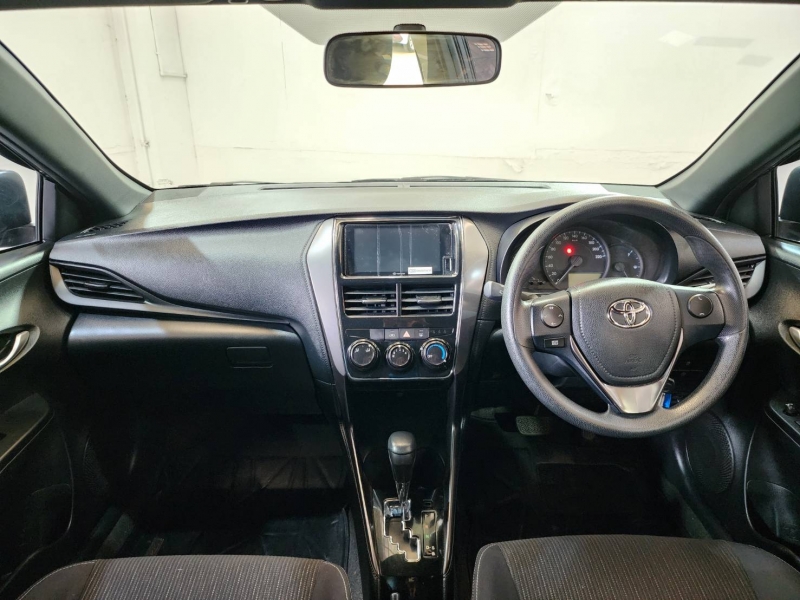 YARIS NEW 1.2 SPORT A/T (หน้าใหม่)