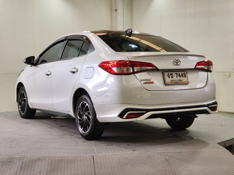ATIV 1.2 SPORT PREMIUM A/T (BLACK-ROOF)