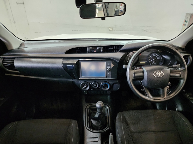 REVO SMART CAB 2.4 Z EDITION ENTRY M/T (เพจเสา)