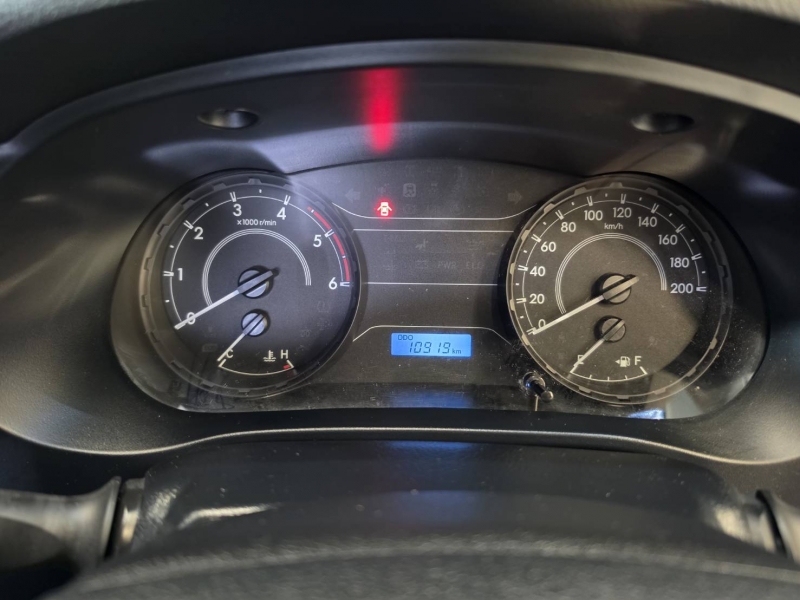 REVO D- CAB 2.4 Z EDITION ENTRY M/T (หน้าใหม่)