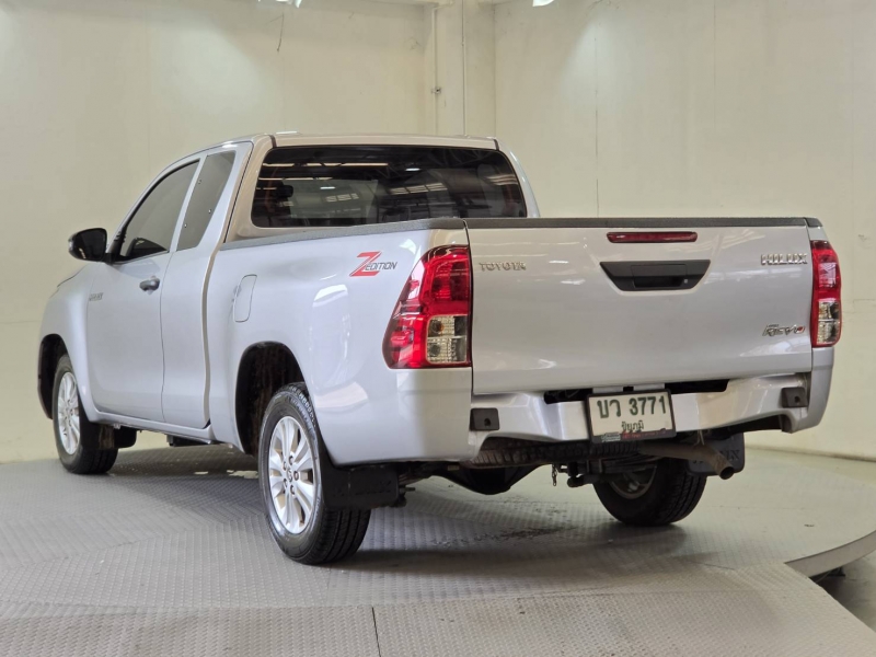 REVO SMART  CAB 2.4 Z EDITION ENTRY M/T (หน้าใหม่)