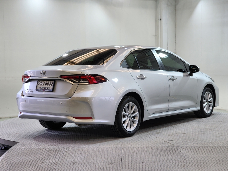 ALTIS NEW 1.6 G A/T