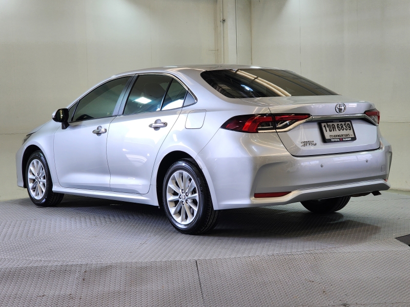 ALTIS NEW 1.6 G A/T