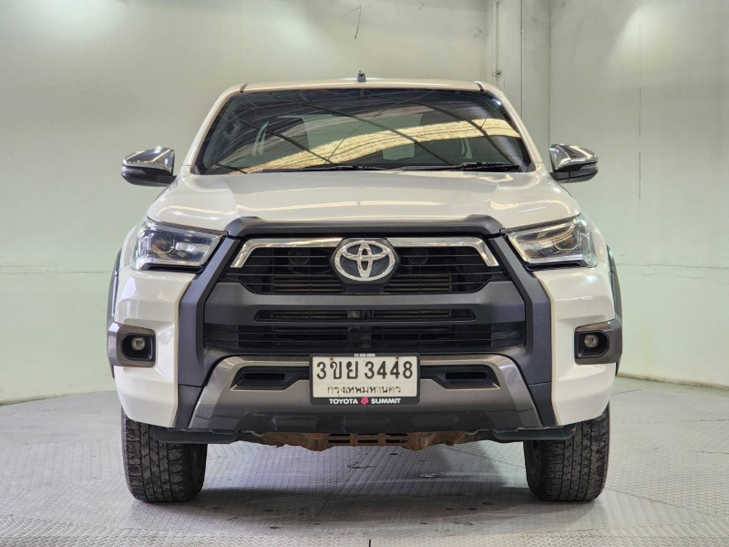 REVO D-CAB 2.4 ENTRY Pre A/T