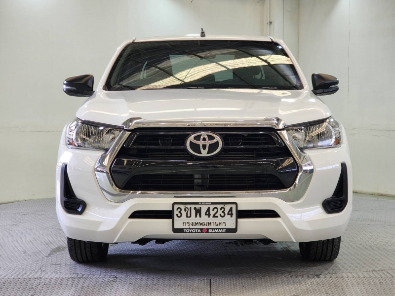 REVO D-CAB 2.4 Z EDTION ENTRY  A/T