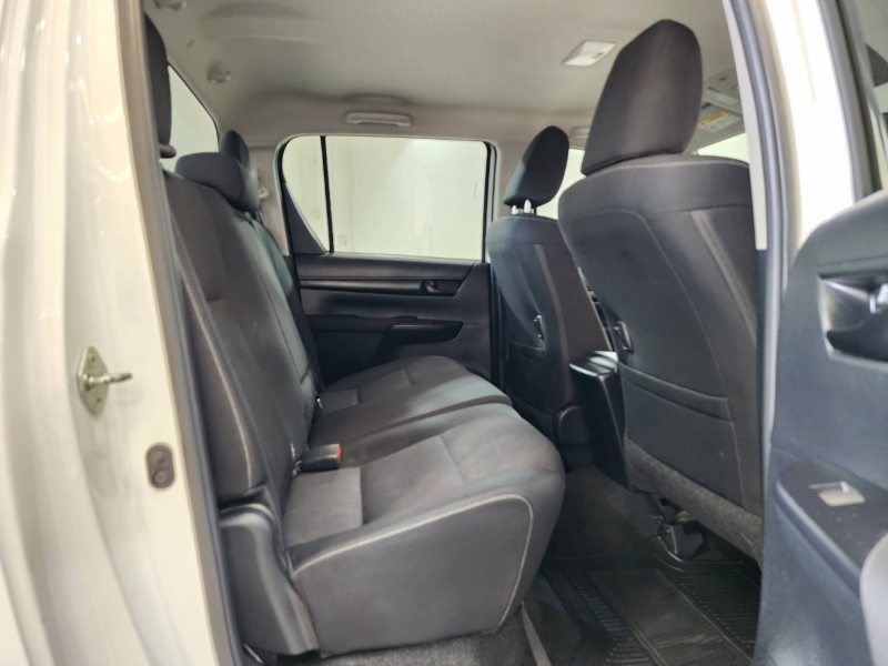 REVO D-CAB 2.4 Z EDTION ENTRY  A/T