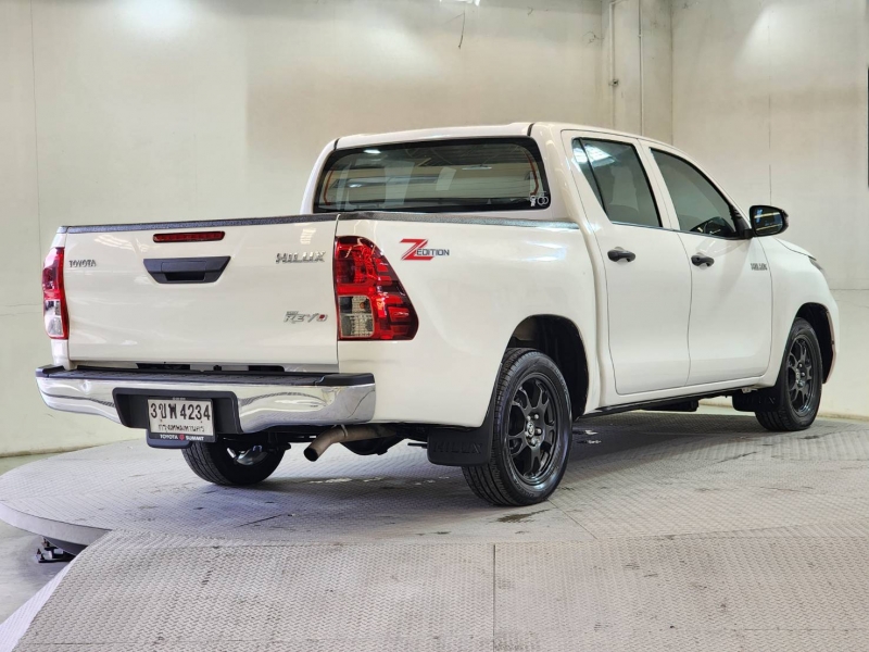 REVO D-CAB 2.4 Z EDTION ENTRY  A/T