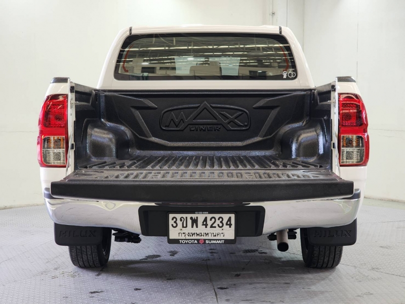 REVO D-CAB 2.4 Z EDTION ENTRY  A/T