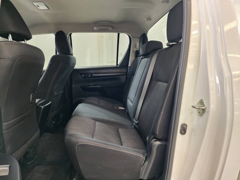 REVO D-CAB 2.4 Z EDTION ENTRY  A/T