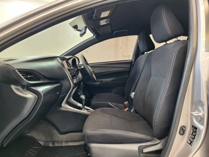 YARIS NEW 1.2 SPORT A/T (หน้าใหม่)