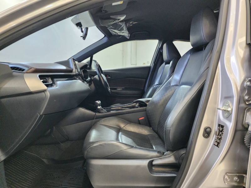 C-HR 1.8 MID A/T(ล้อใหม่)