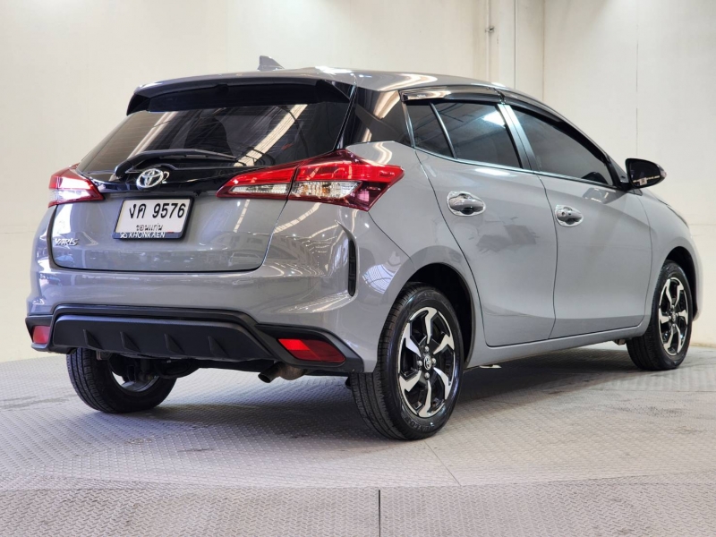 YARIS NEW 1.2 SMART A/T (หน้าใหม่)