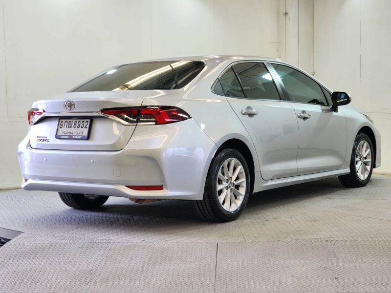 ALTIS NEW 1.6 G A/T
