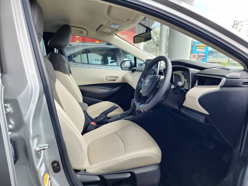 ALTIS NEW 1.6 G A/T