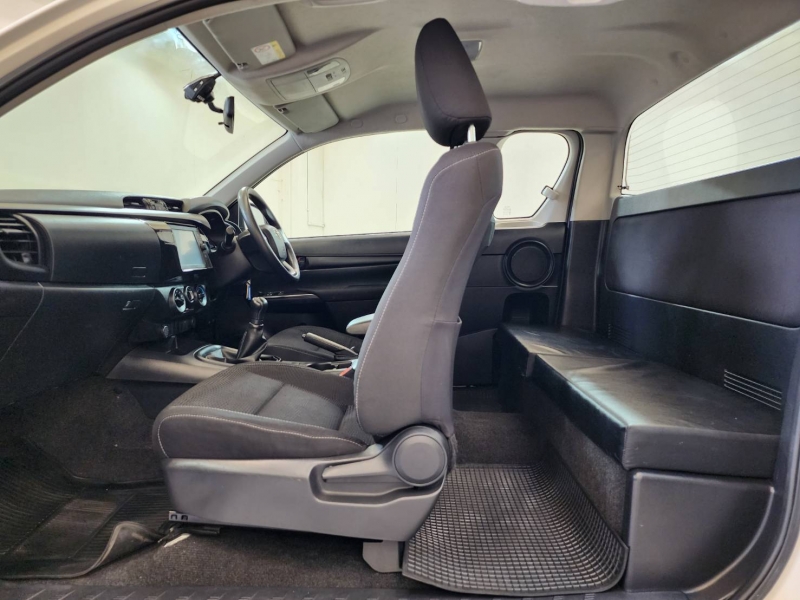 REVO SMART CAB 2.4 Z EDITION ENTRY M/T
