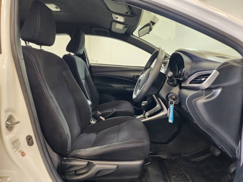 YARIS NEW 1.2 E A/T