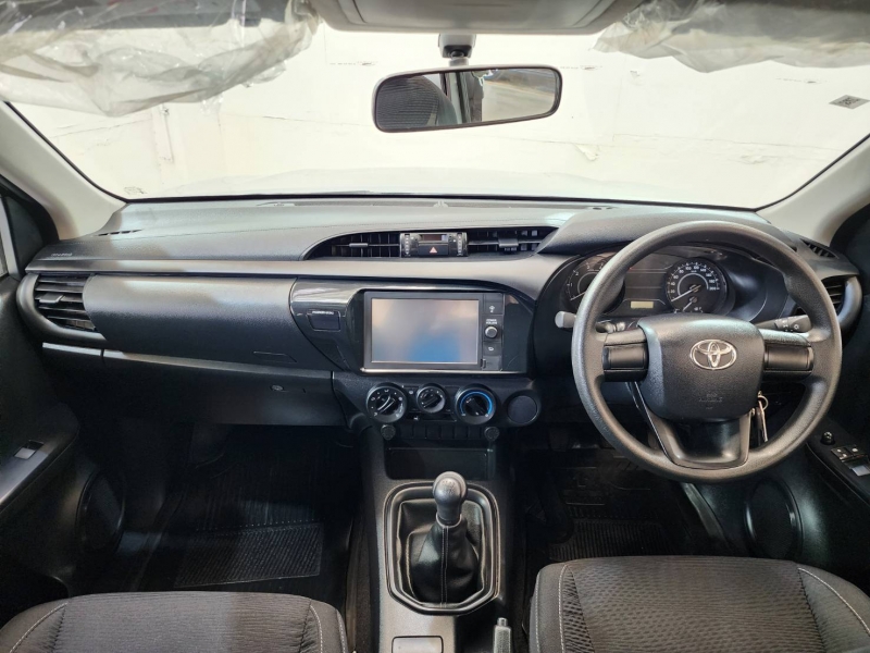 REVO SMART CAB 2.4 Z EDITION ENTRY M/T (เพรสเสา)