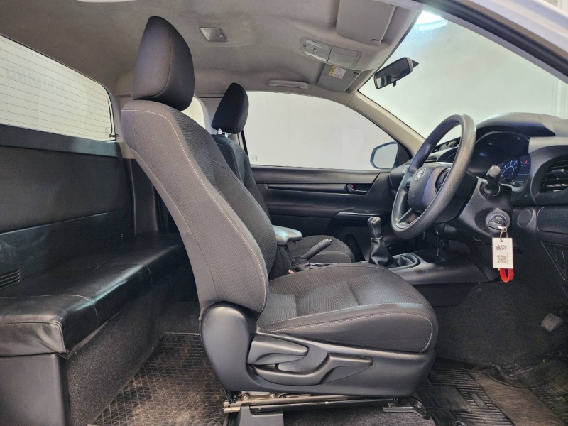 REVO SMART CAB 2.4 Z EDITION ENTRY M/T