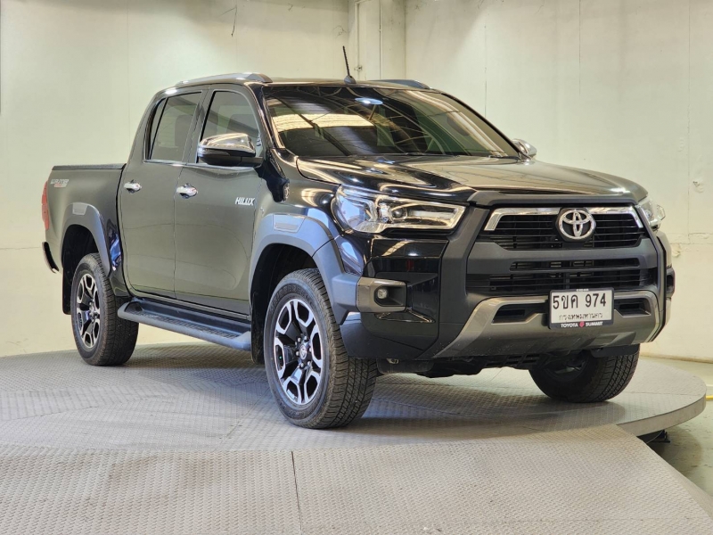 REVO D-CAB 2.4 MID Pre A/T