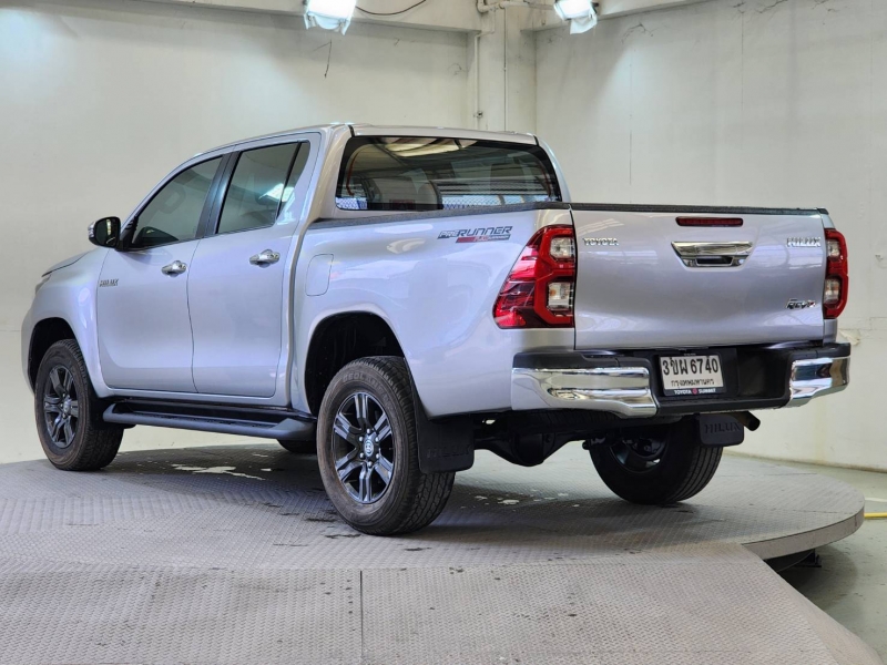 REVO D-CAB 2.4 ENTRY Pre A/T