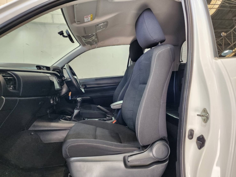 REVO SMART CAB 2.4 Z EDITION ENTRY M/T