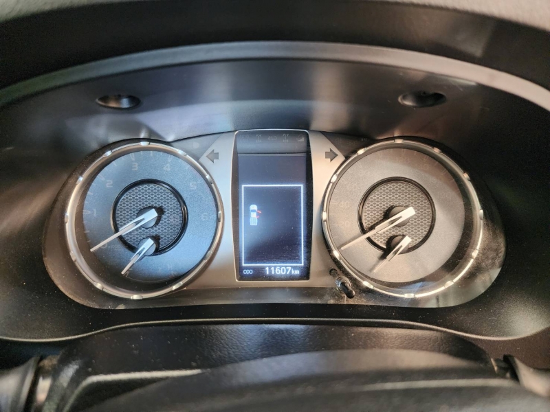 REVO SMART CAB 2.4 ENTRY PRE M/T