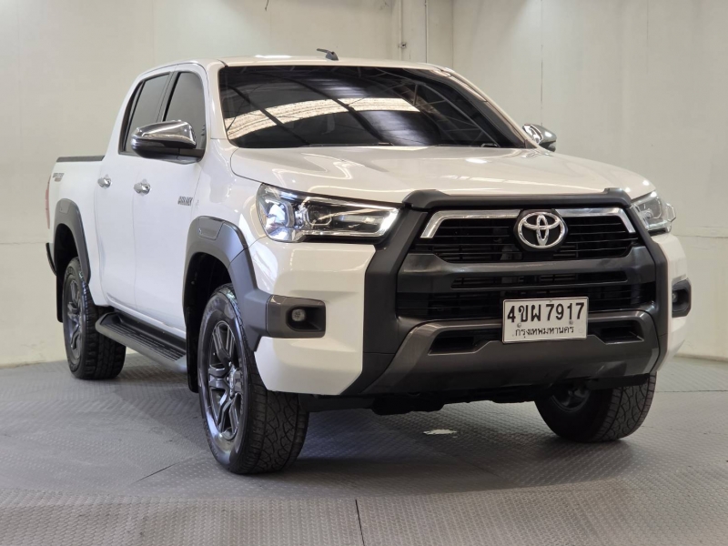 REVO D-CAB 2.4  ENTRY Pre A/T