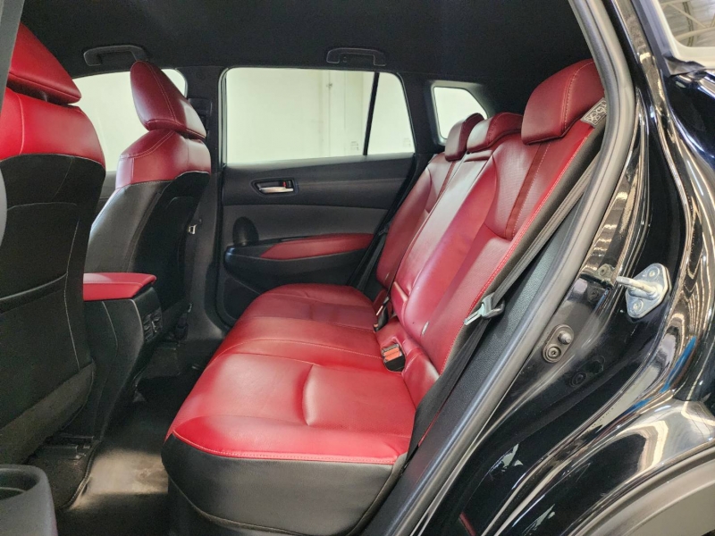 CROSS 1.8 HEV PREMIUM A/T (Test Drive)