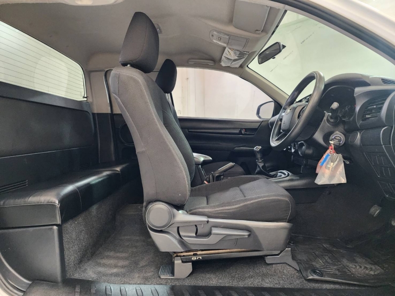 REVO SMART CAB 2.4 Z EDITION ENTRY M/T