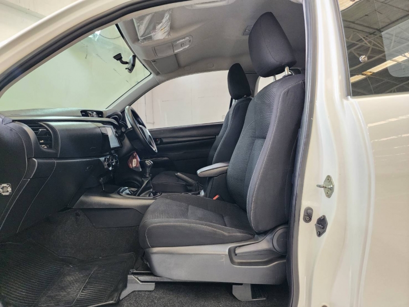 REVO SMART CAB 2.4 Z EDITION ENTRY M/T