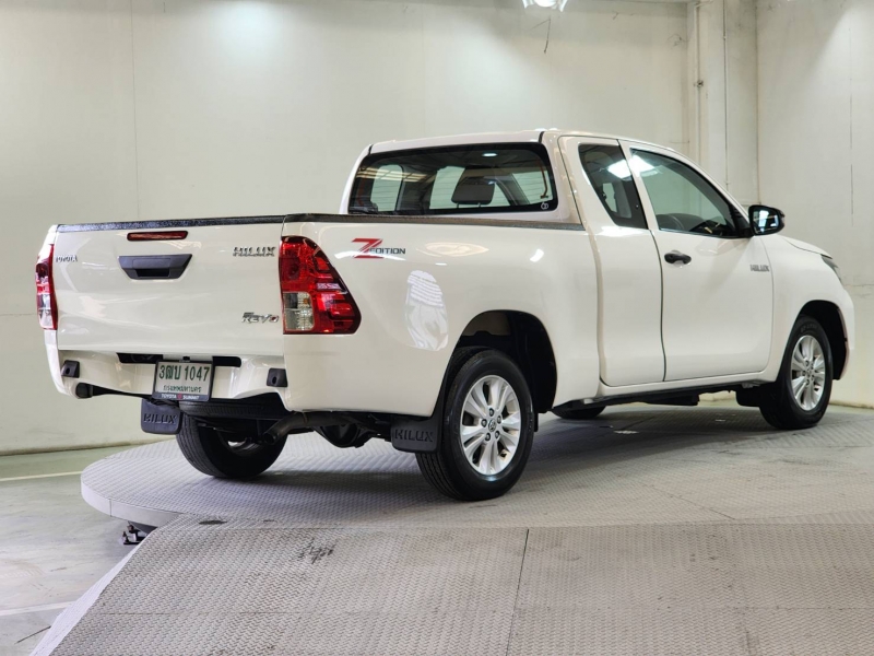 REVO SMART CAB 2.4 Z EDITION ENTRY M/T