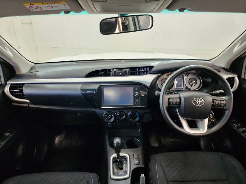 REVO D-CAB 2.4 ENTRY Pre A/T