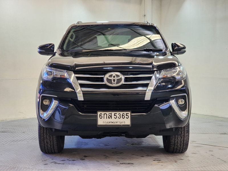 FORTUNER 2.8 V A/T 4WD