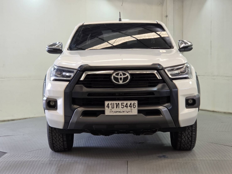 REVO D- CAB 2.4  ENTRY Pre A/T