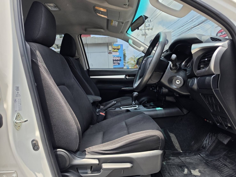 REVO D- CAB 2.4  ENTRY Pre A/T