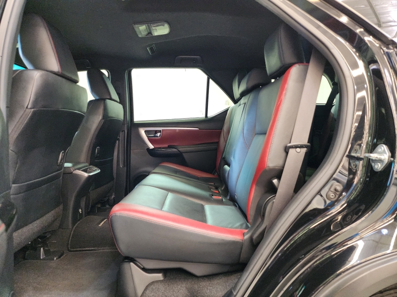 FORTUNER 2.4 LEGENDER A/T