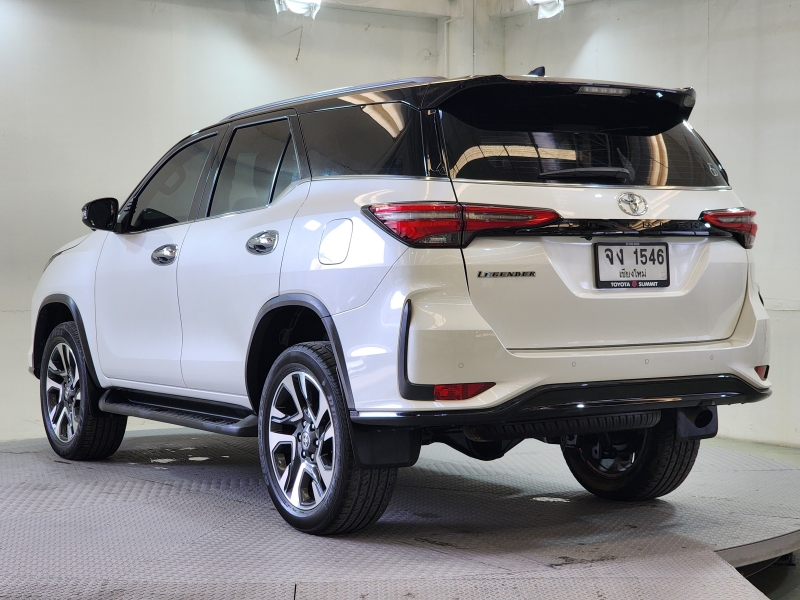 FORTUNER 2.4 LEGENDER A/T