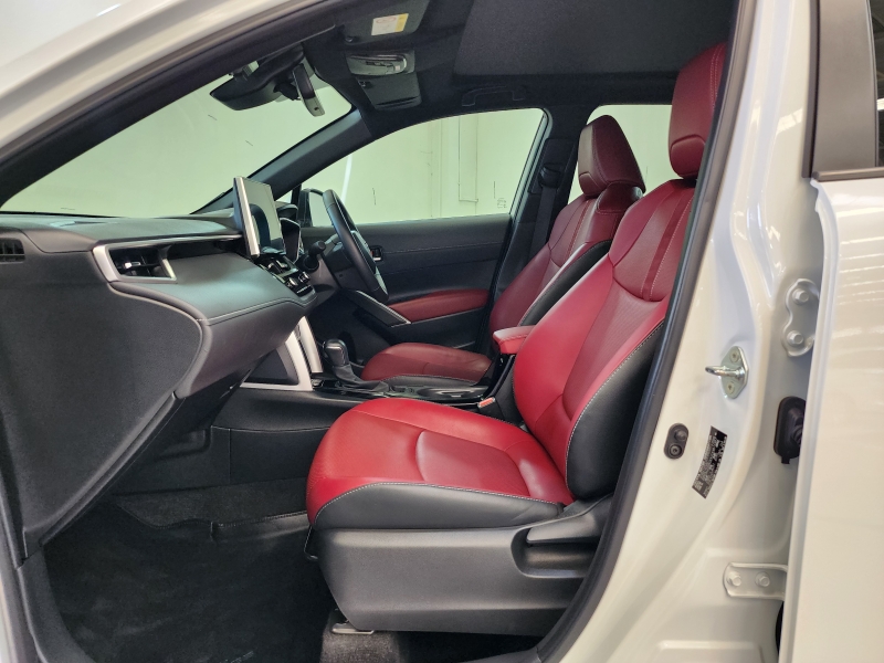 CROSS 1.8 HEV Premium Luxury A/T  (Test Drive )