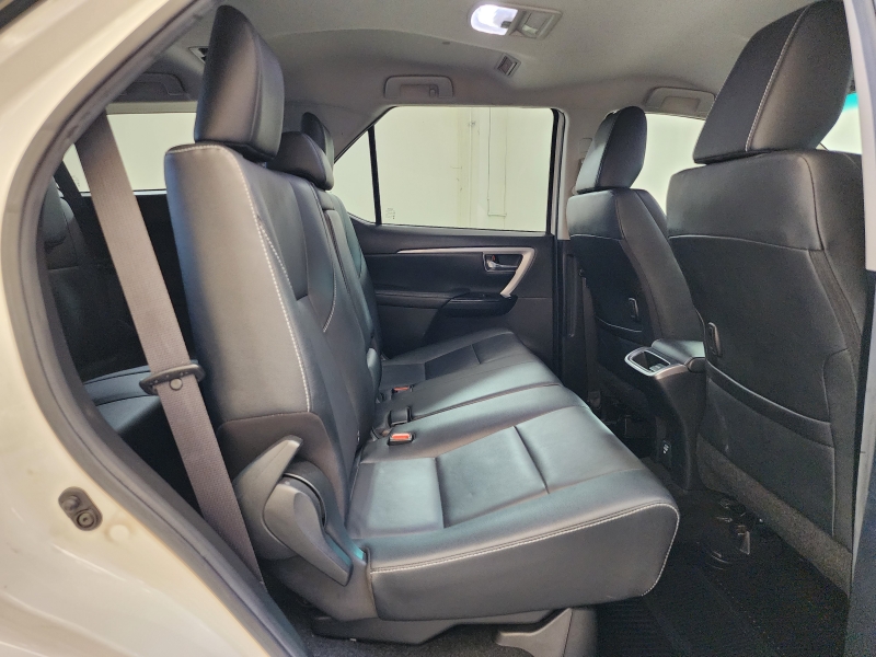 FORTUNER 2.4 V A/T