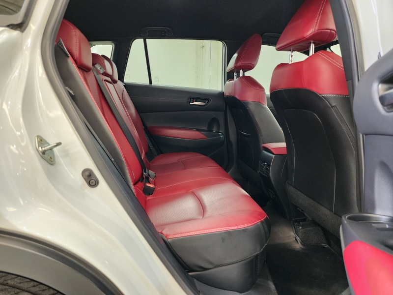 CROSS 1.8 Hybrid Premium A/T (Test Drive )