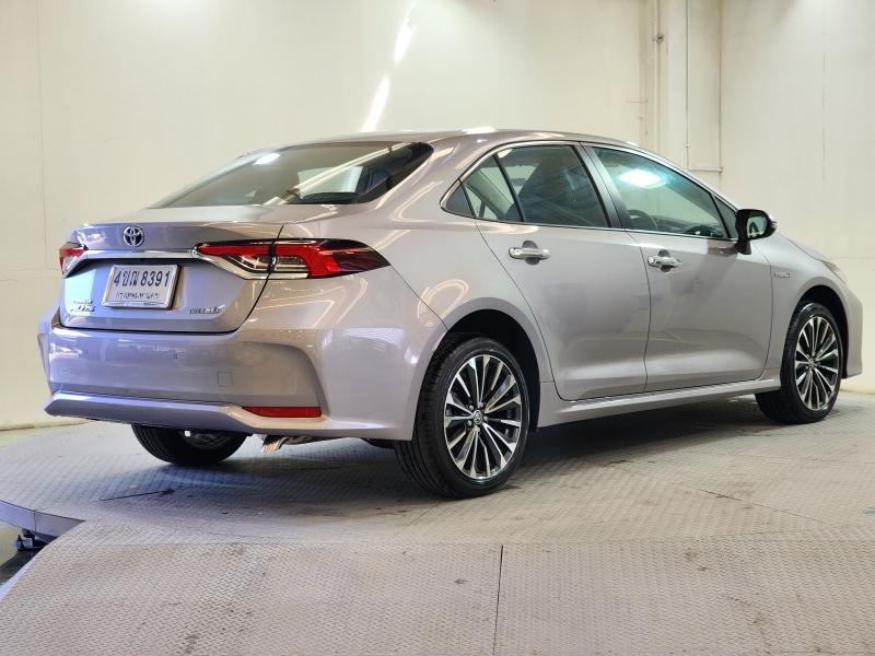 ALTIS NEW 1.8 Hybrid Premium A/T (Test Drive )
